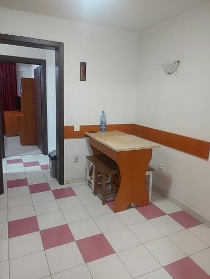Apartament cu 2 camere decomandat în Colentina