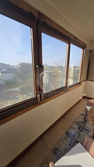 Apartament cu 3 camere în Unirii Centru