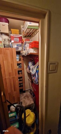 Apartament cu 2 camere decomandat în Valea Oltului