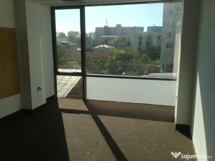 Spațiu comercial, de 120 mp, în Ultracentral