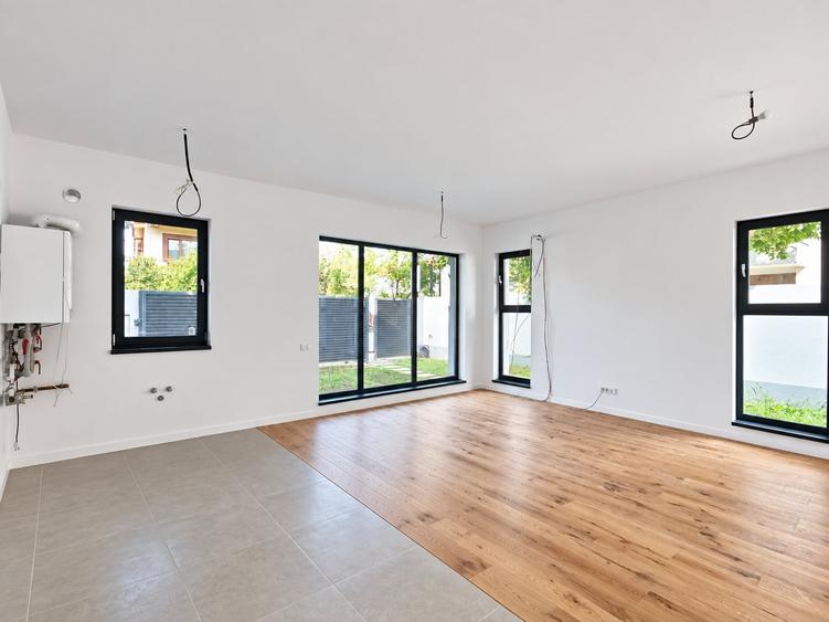 Duplex cu 4 camere cu Canalizare în Străulești