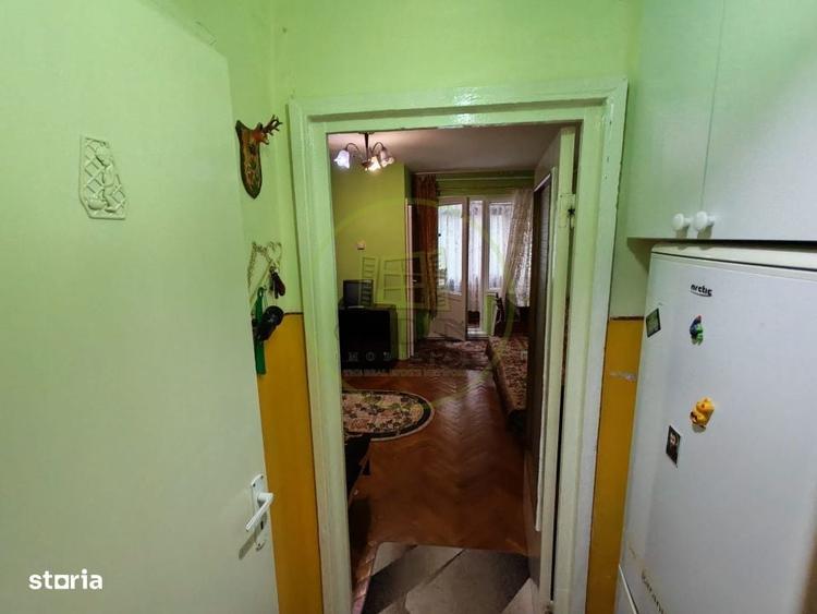 Garsonieră decomandată în Central