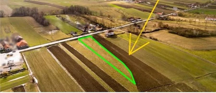 Teren intravilan de vanzare - 4