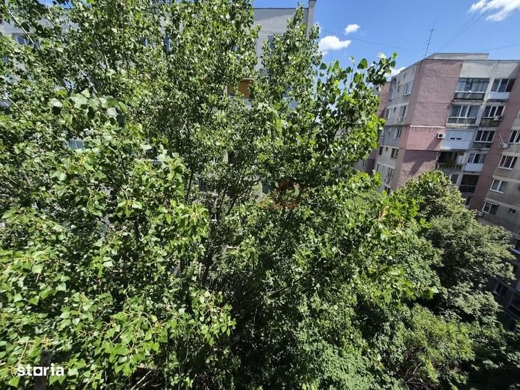 Apartament cu 2 camere decomandat în Drumul Taberei