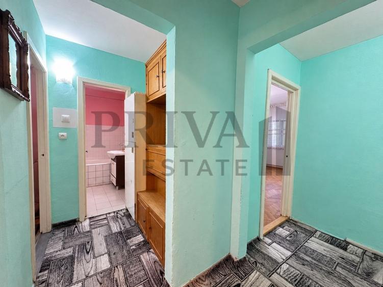 Apartament cu 3 camere decomandat, mobilat în Bucovina