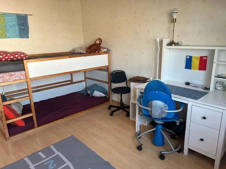 Apartament cu 3 camere decomandat în Aviatorilor