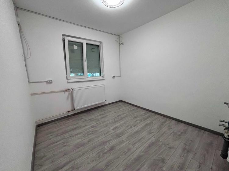 Garsonieră decomandată în Lotus