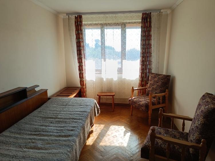 Casă individuală cu 5 camere cu Canalizare în Nord