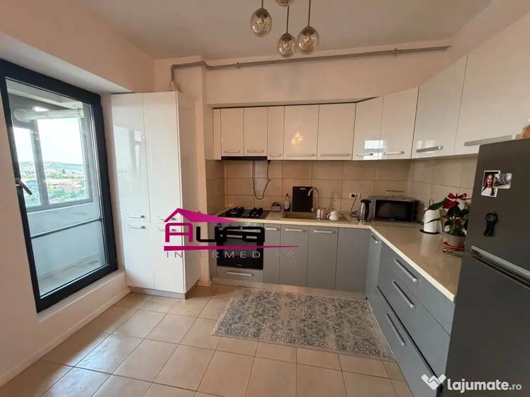 Apartament cu 2 camere decomandat în Peco