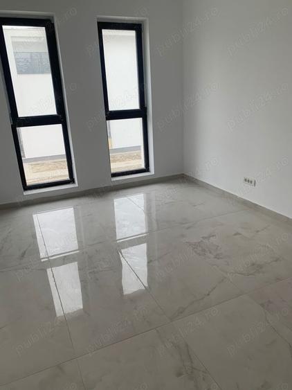 Apartament cu 2 camere decomandat în Giroc