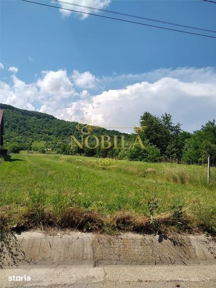 Teren de 3530 mp, în Cașin