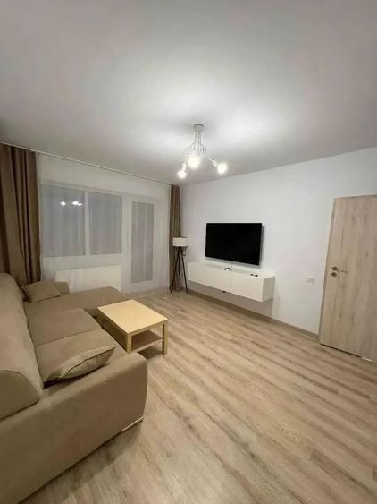 Apartament cu 2 camere decomandat în Exterior Vest