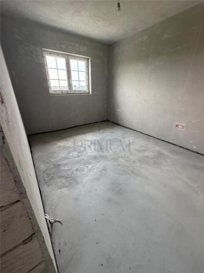 DUPLEX 1/2 DE V#194;NZARE - MOSNI#538;A NOU#258; - FINIZ#258 - 5