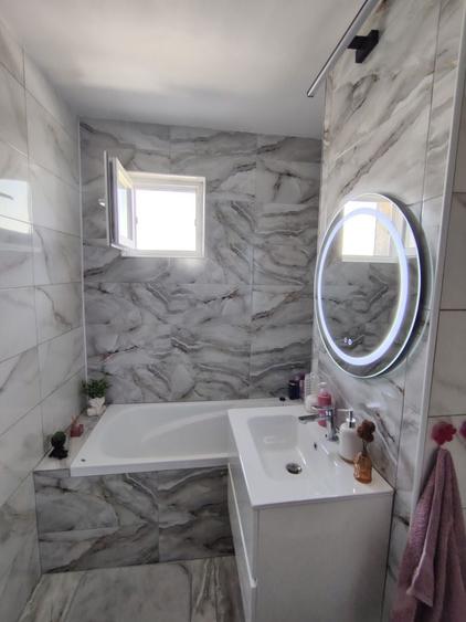 Apartament cu 2 camere decomandat în Mureșeni