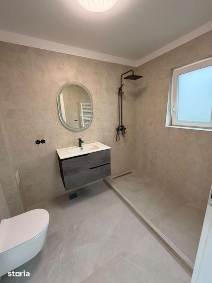 Apartament cu 3 camere decomandat în Valea Borcutului