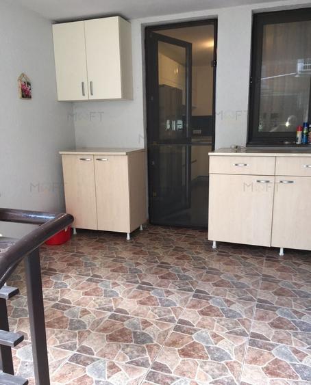 Apartament cu 4 camere decomandat, mobilat în Aviației