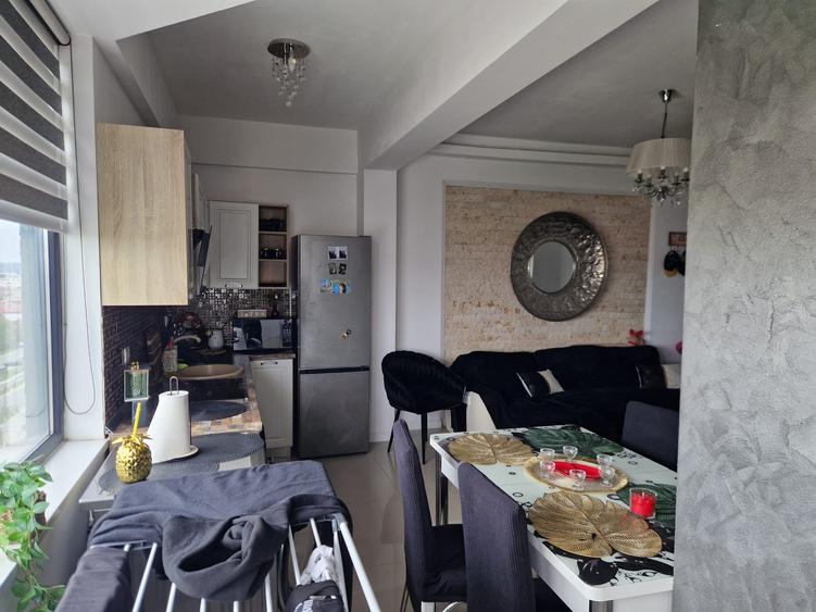 Apartament cu 2 camere decomandat în Mamaia-Sat