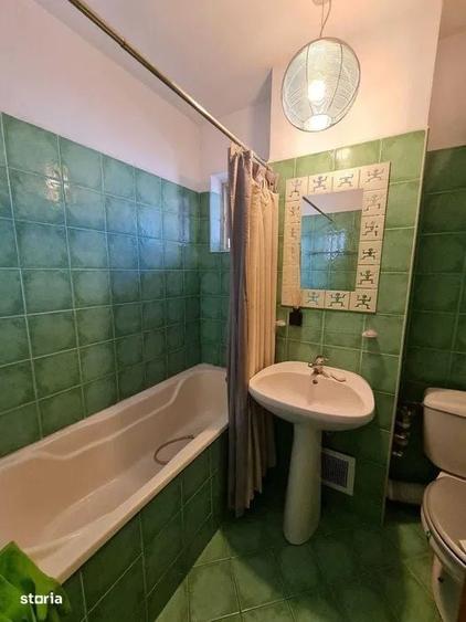 Apartament cu 2 camere semidecomandat în Victoriei