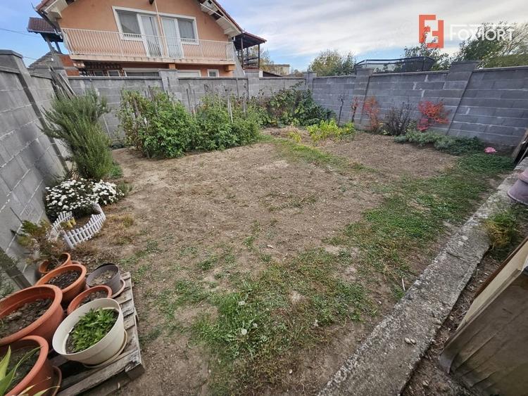 Casă cu 4 camere cu Teren 468 Mp în Central