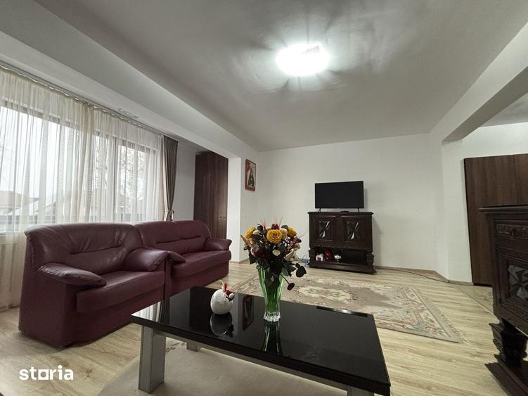 Apartament cu 2 camere semidecomandat în Ștefănești