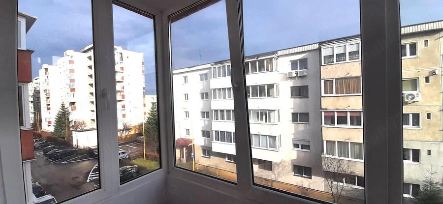 Apartament cu 2 camere semidecomandat în Vlahuță