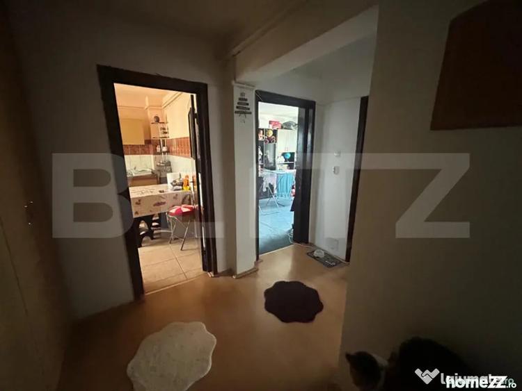 Apartament 3 camere, decomandat, 66 mp, zona Micro 5 - 8
