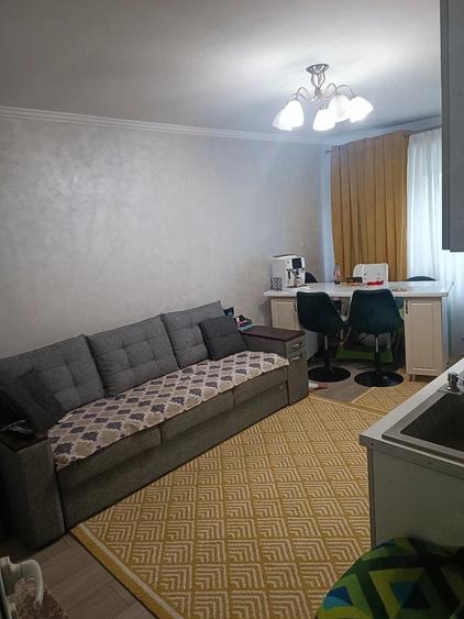 Apartament cu 3 camere decomandat în Moara de foc