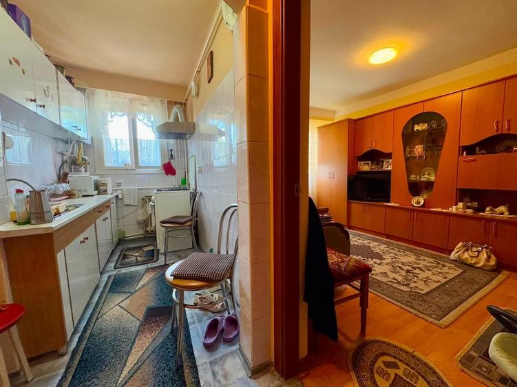 Apartament cu 2 camere semidecomandat în Central
