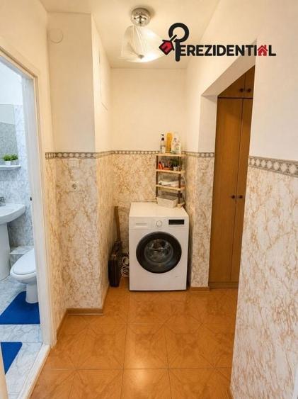 Apartament cu 3 camere decomandat, mobilat în Tineretului