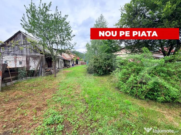 Casă cu 5 camere cu Canalizare în Central