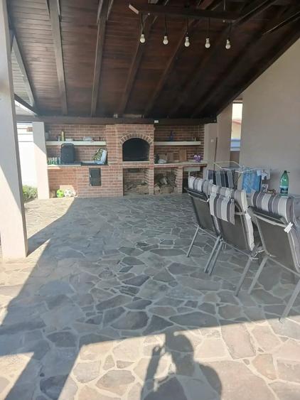 Casă cu Teren 600 Mp în Central