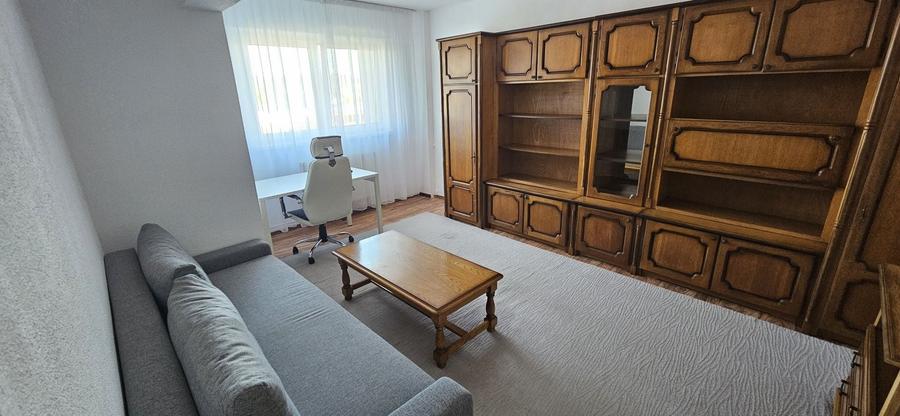 Apartament cu 2 camere decomandat în Terezian