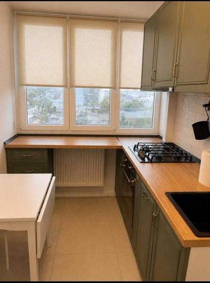 Apartament cu 3 camere semidecomandat în Ultracentral