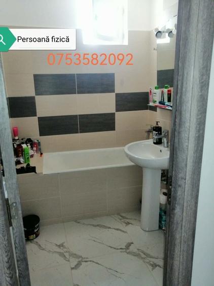 Apartament cu 3 camere decomandat în Alexandru cel Bun