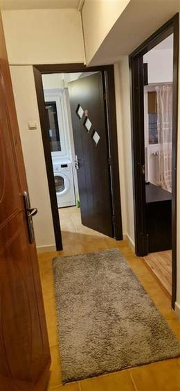 Garsonieră decomandată, mobilată în Tei