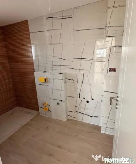 Casă cu 5 camere cu Teren 1120 Mp în Plaiul Vulcanești