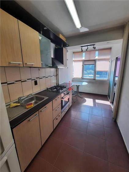 Apartament cu 2 camere semidecomandat în Iancului