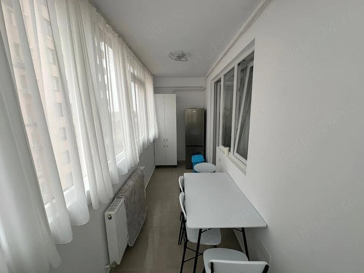 Apartament cu 2 camere decomandat în Roșu
