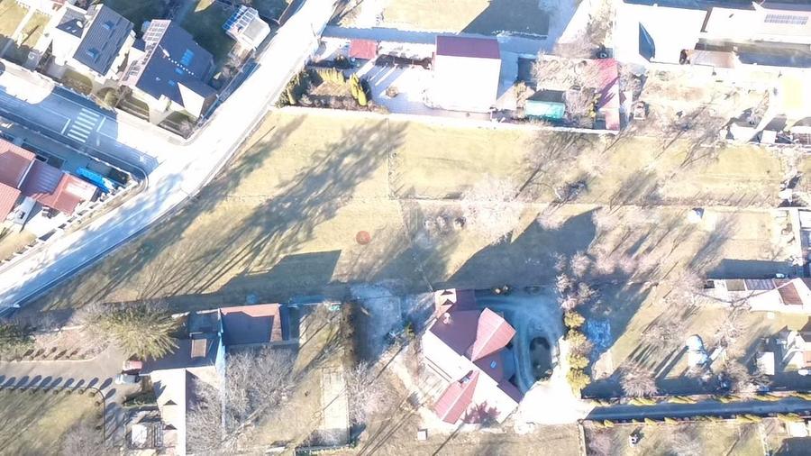 Teren Construcții intravilan de 1970 mp, în Bunloc