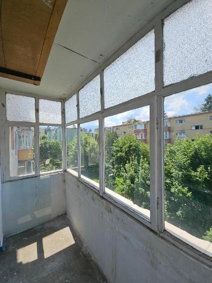Apartament cu 2 camere decomandat în Astra