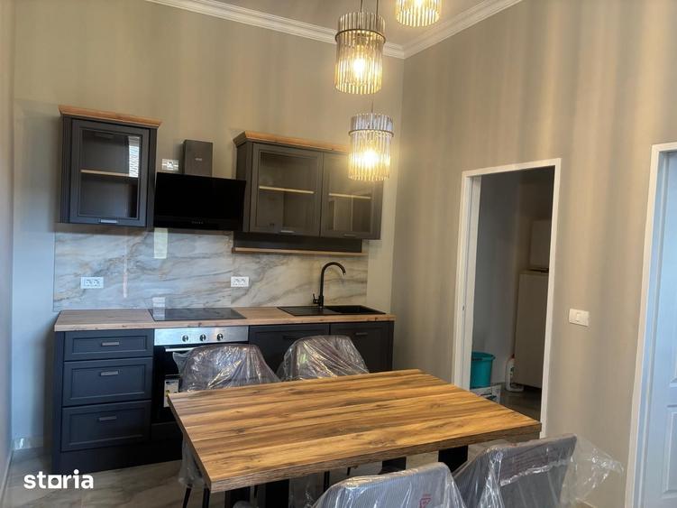 Apartament cu 3 camere în Ultracentral