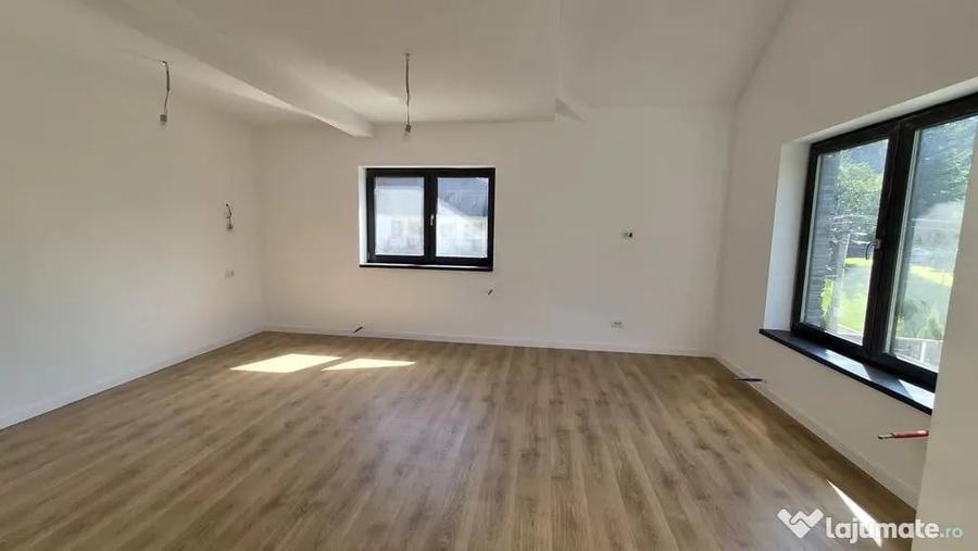 Garsonieră decomandată în Zamora