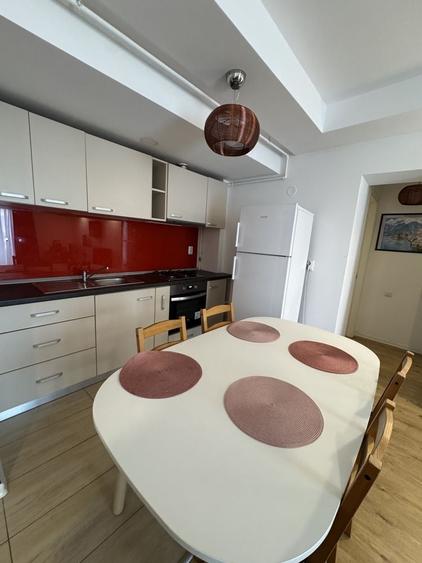 Apartament cu 2 camere decomandat în Tunari