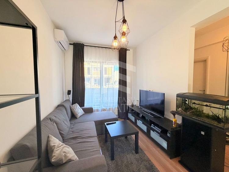 Casă individuală cu 4 camere cu Teren 135 Mp în Central