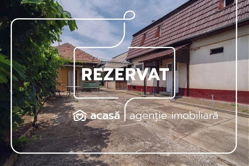 REZERVAT! Casa 5 camere - teren 688 mp - Parneava - COMISION 0 - 1