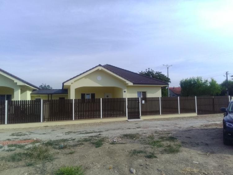 Casă cu 3 camere în Beregsău Mare