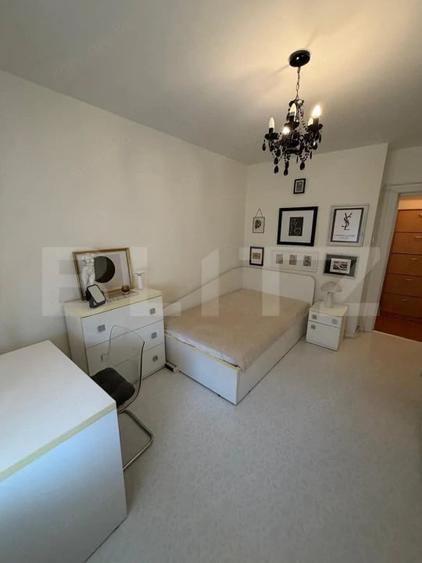 Apartament cu 4 camere decomandat în Ultracentral