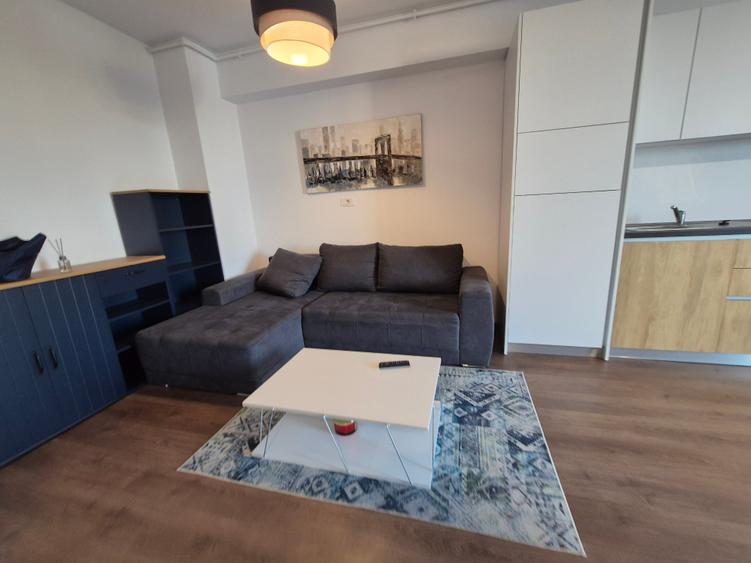 Apartament cu 2 camere decomandat, mobilat în Torontalului