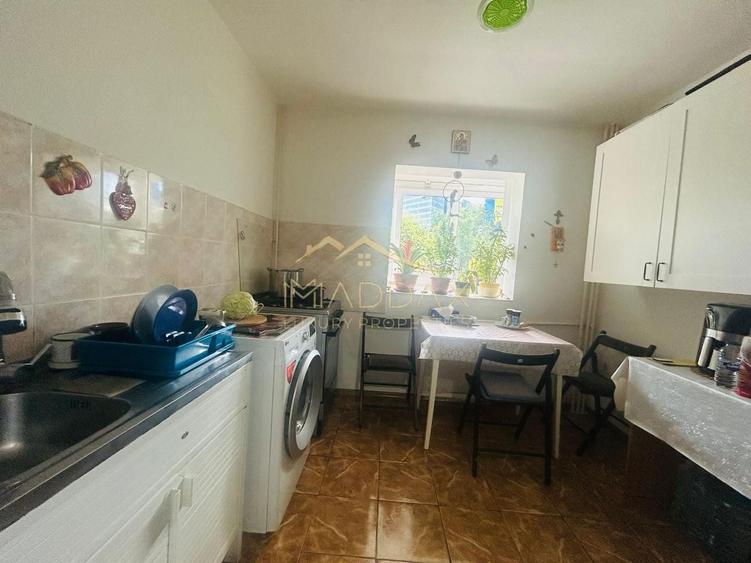 Apartament cu 2 camere decomandat în Aviației