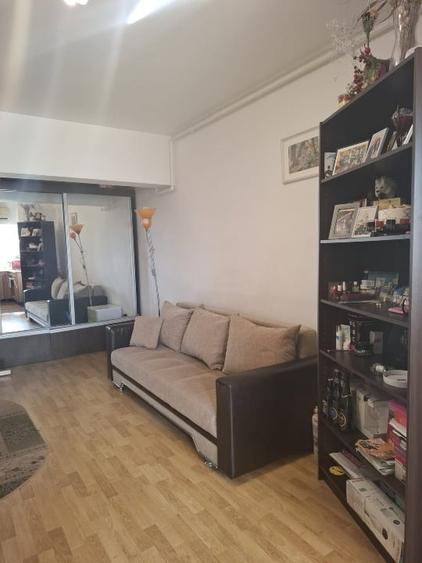 Garsonieră decomandată în Prelungirea Ghencea